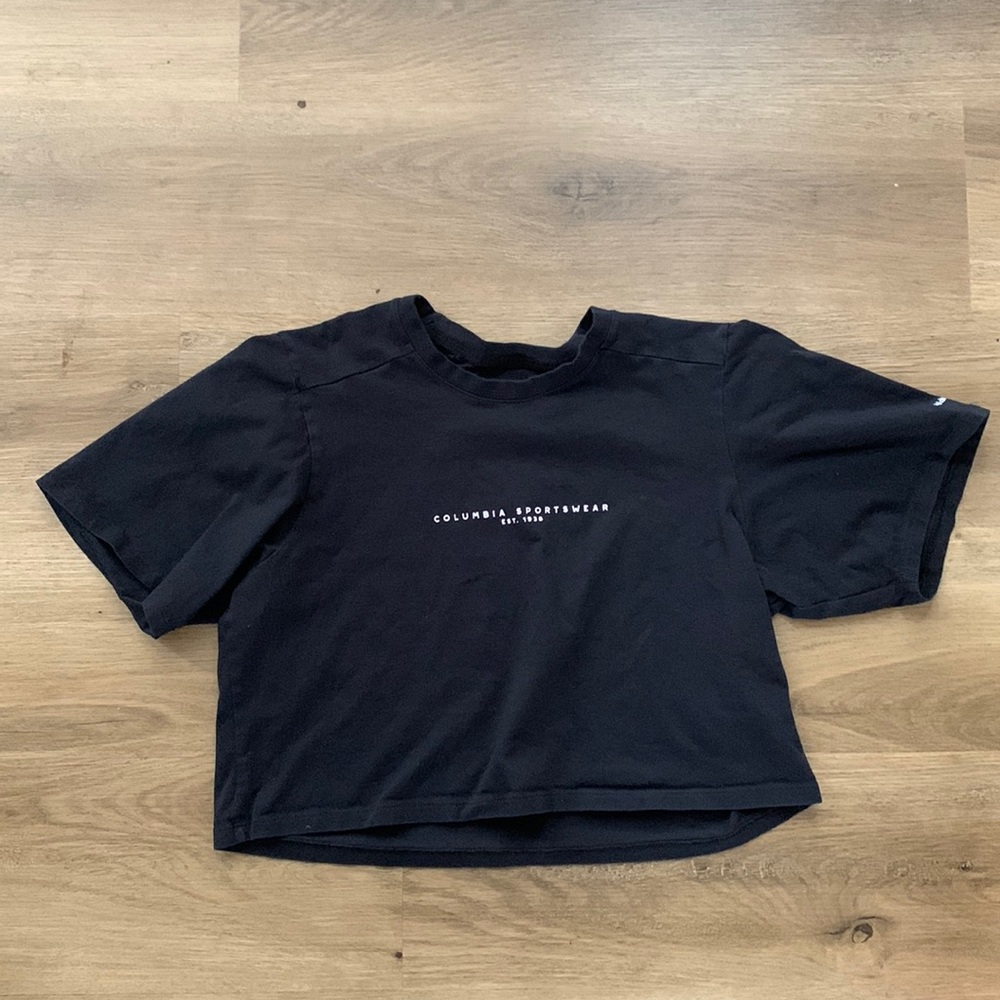 Columbia sportswear crop t shirt
